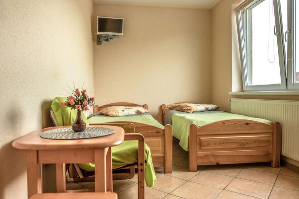 Pokoje Goscinne Jedrus Mielno  Exterior foto